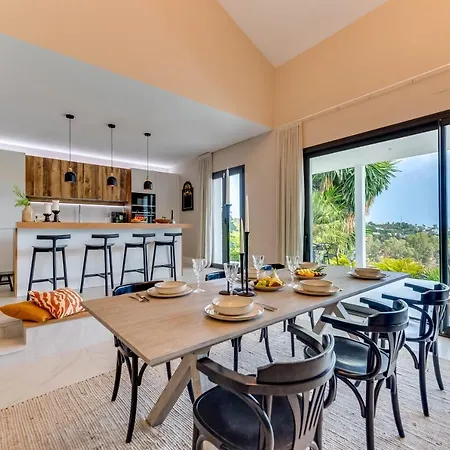 Appartement Renovated 4bdrm Luxury - Frontline Golf *